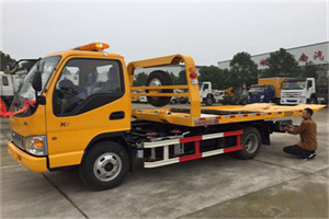 衡阳哪里有拖车服务